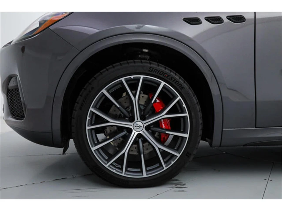 2026 Maserati Grecale - Image 18 of 22