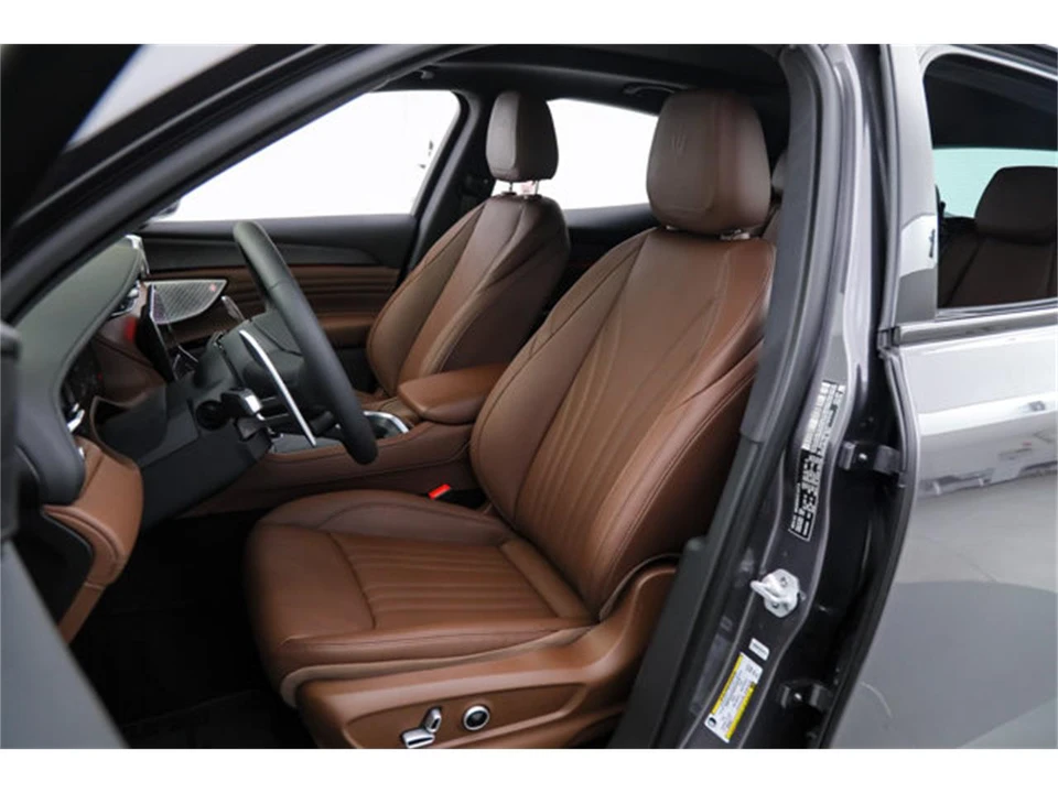 2026 Maserati Grecale - Image 16 of 22