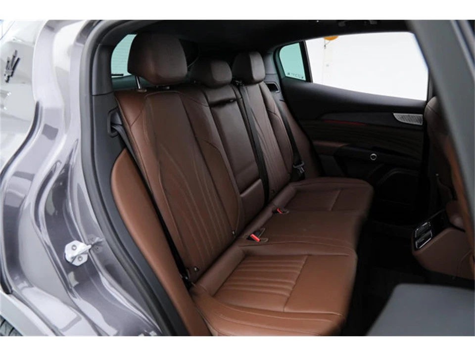 2026 Maserati Grecale - Image 13 of 22