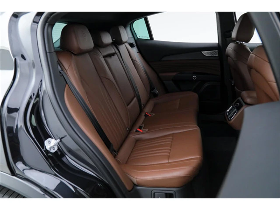 2026 Maserati Grecale - Image 13 of 22
