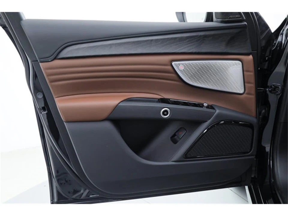 2026 Maserati Grecale - Image 14 of 22