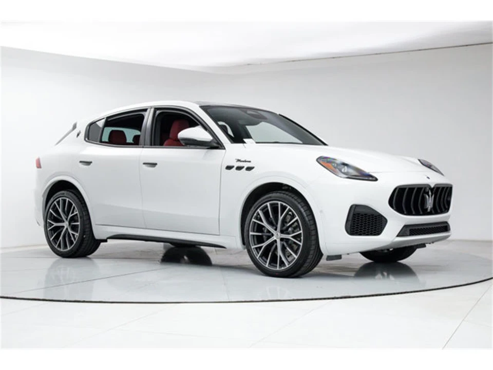 2026 Maserati Grecale - Image 7 of 21