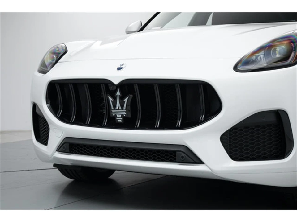 2026 Maserati Grecale - Image 9 of 21