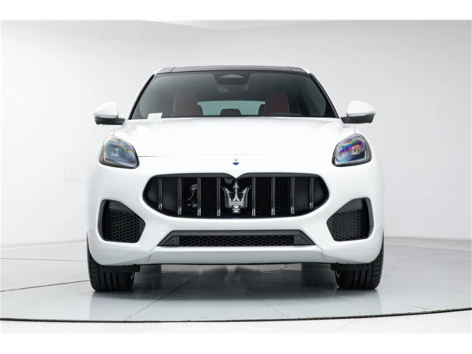 2026 Maserati Grecale - Image 8 of 21