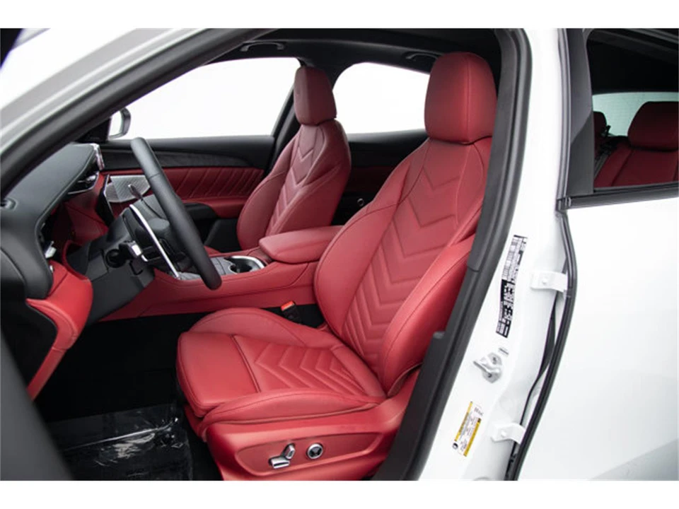 2026 Maserati Grecale - Image 19 of 21