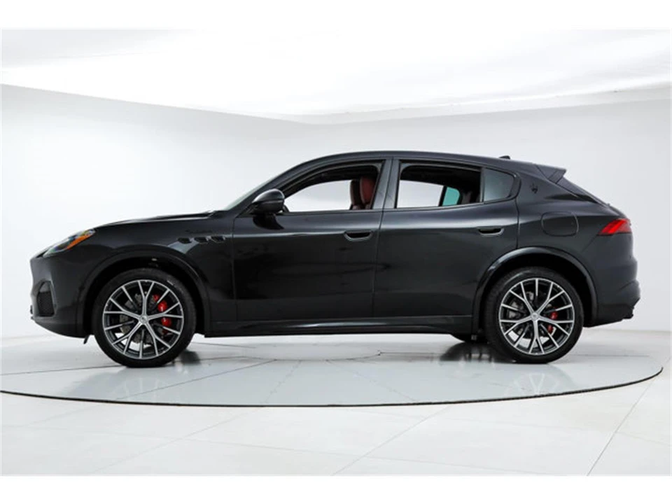 2026 Maserati Grecale - Image 2 of 22