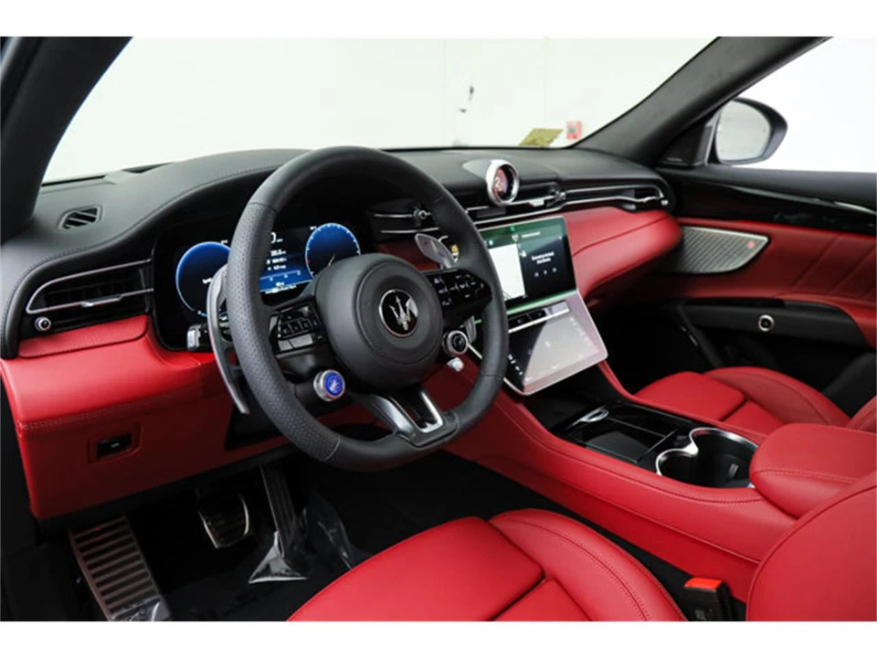 2026 Maserati Grecale - Image 15 of 22