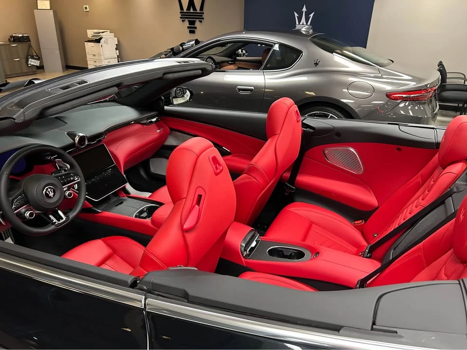 2026 Maserati GranCabrio - Image 11 of 17