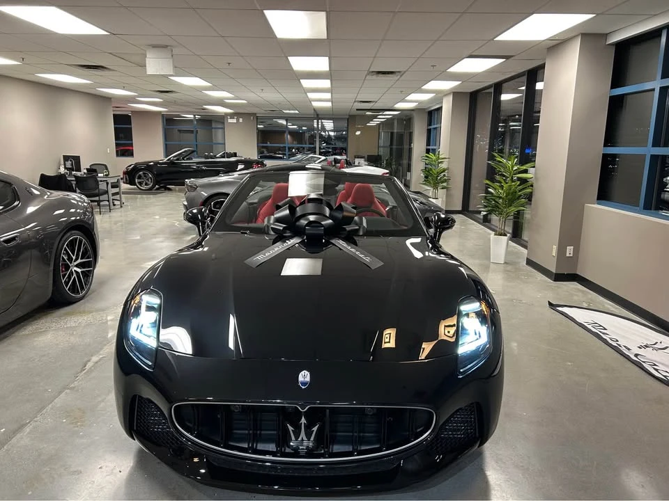 2026 Maserati GranCabrio - Image 2 of 17
