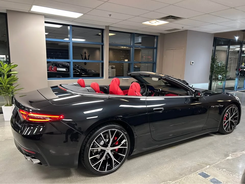 2026 Maserati GranCabrio - Image 5 of 17