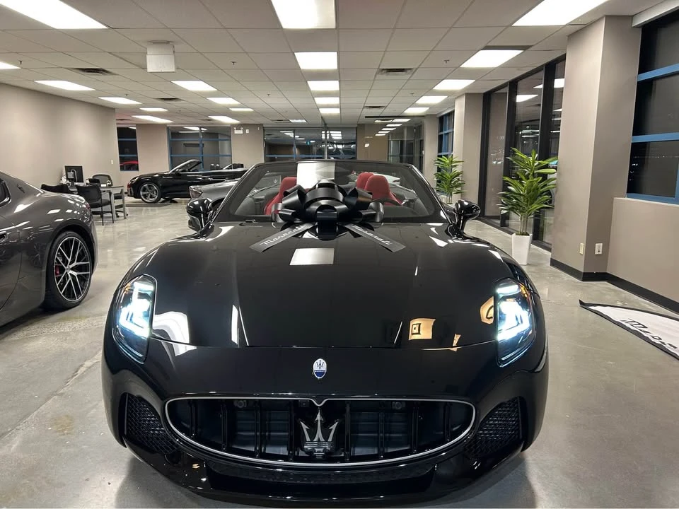 2026 Maserati GranCabrio - Image 3 of 17