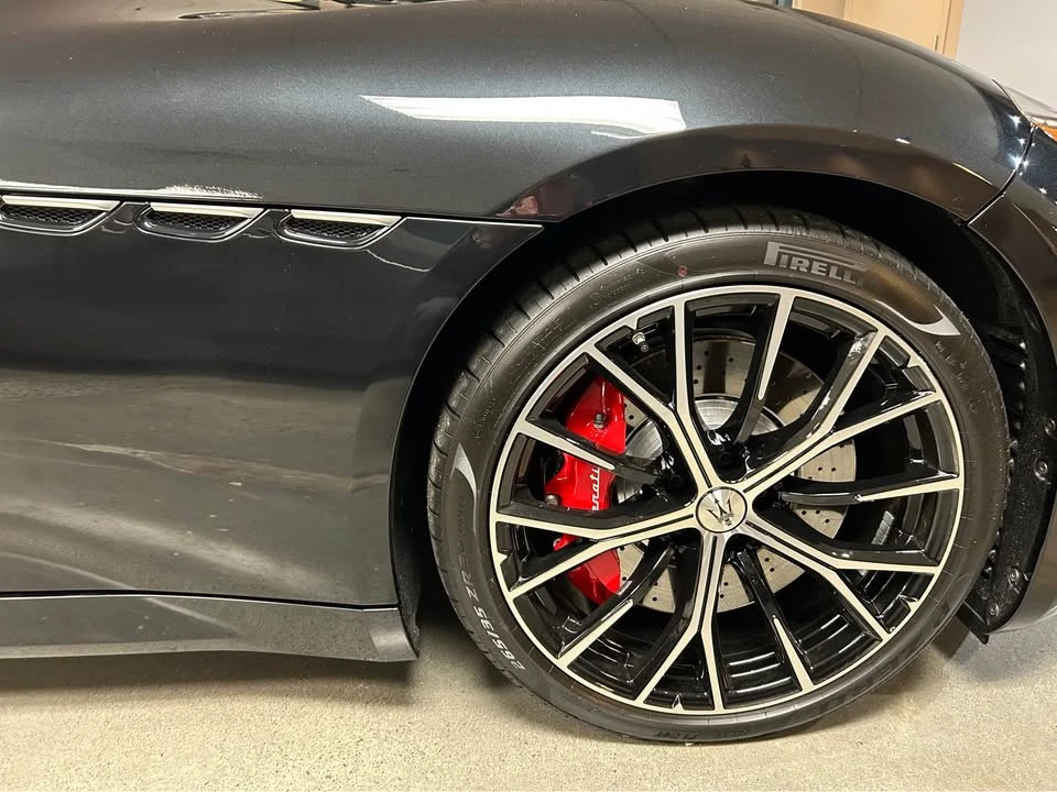 2026 Maserati GranCabrio - Image 14 of 17