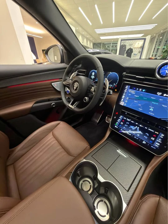 2026 Maserati Grecale - Image 14 of 18