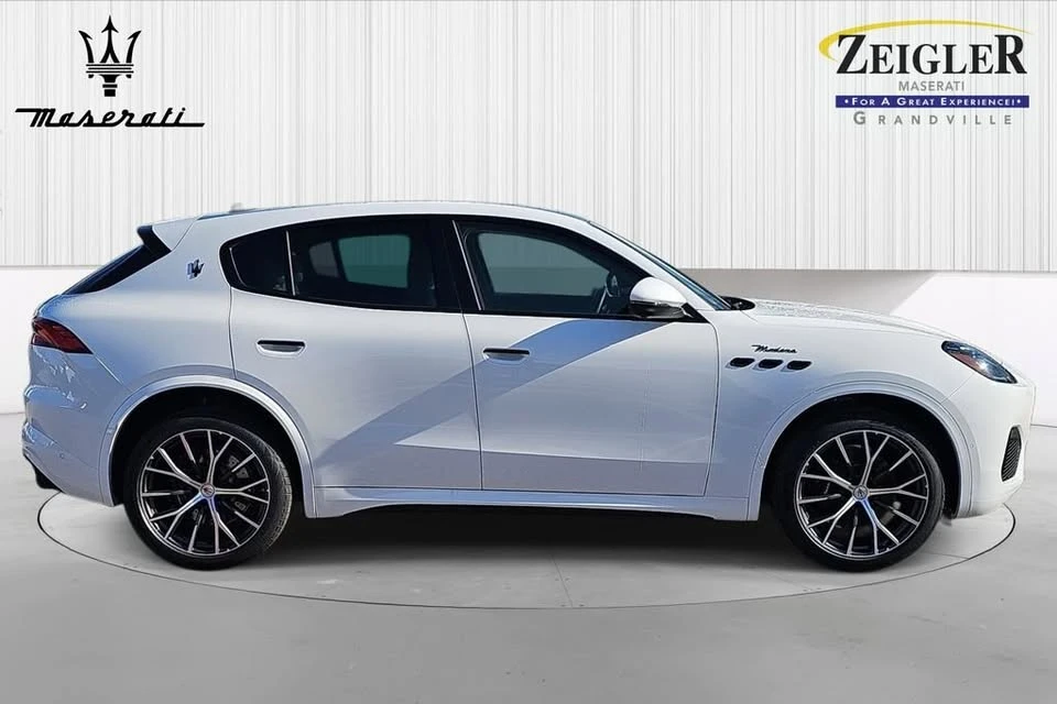 2026 Maserati Grecale - Image 4 of 20