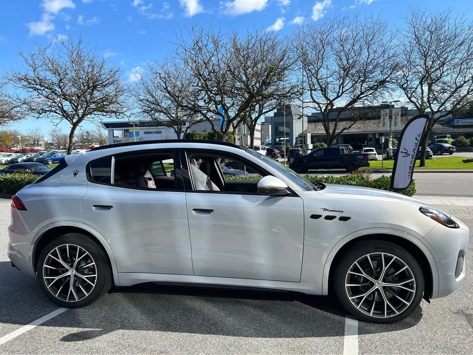 2026 Maserati Grecale - Image 9 of 18