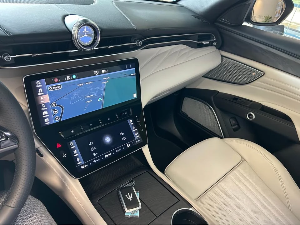 2026 Maserati Grecale - Image 11 of 15