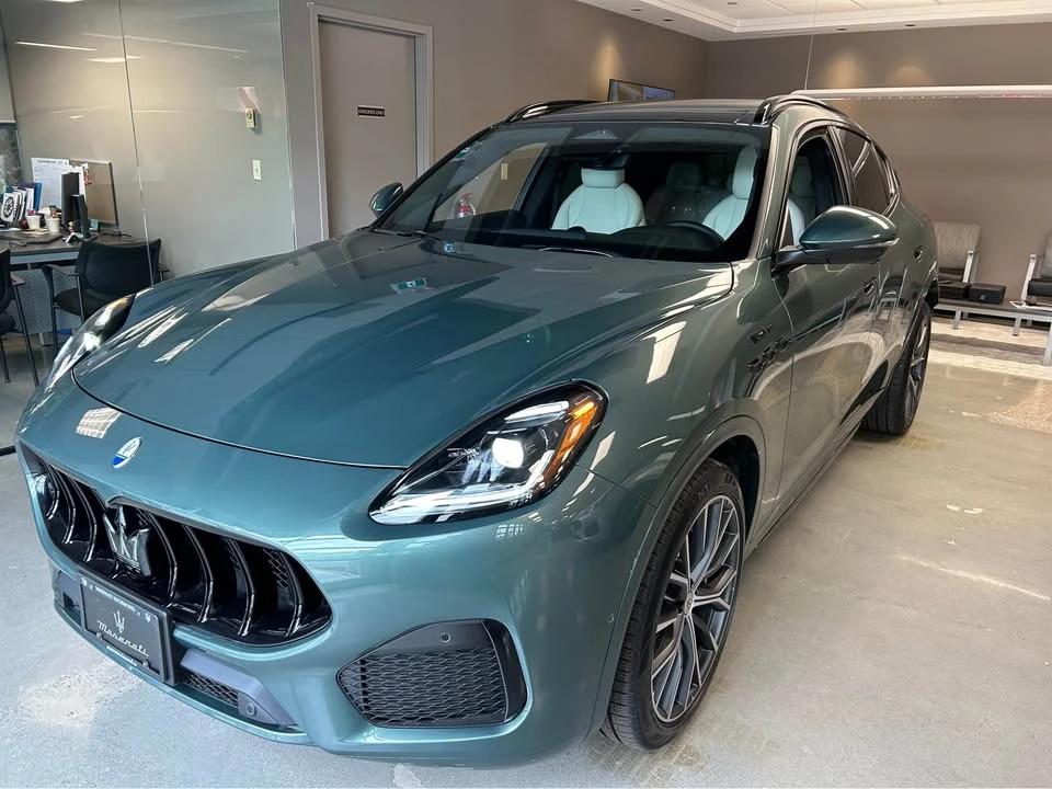 2026 Maserati Grecale - Image 2 of 15
