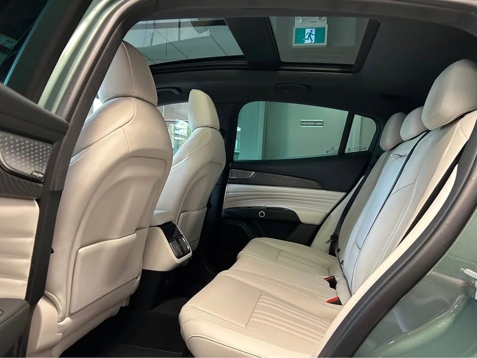 2026 Maserati Grecale - Image 13 of 15