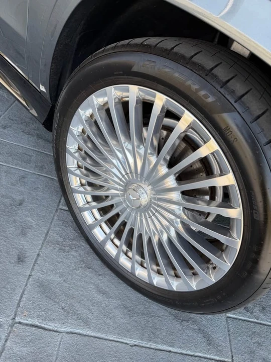 2026 Maybach - Image 3 of 13