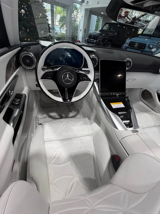 2026 Maybach - Image 7 of 8