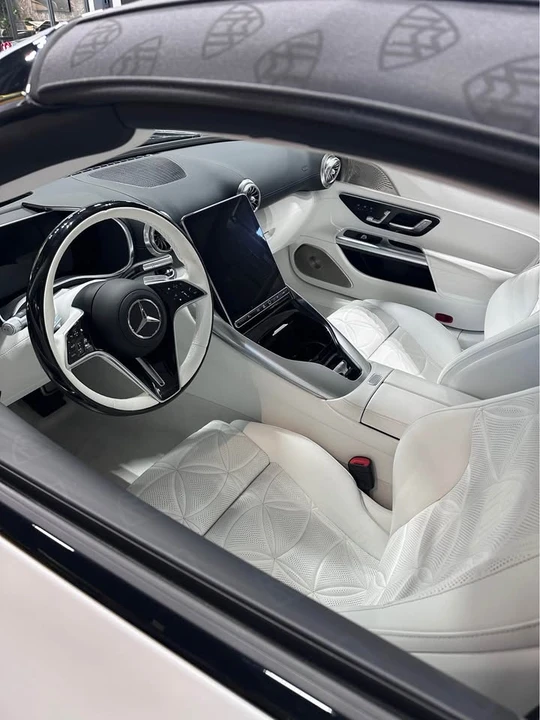 2026 Maybach - Image 3 of 7