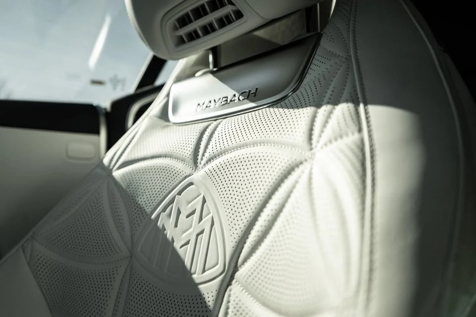 2026 Maybach - Image 9 of 19