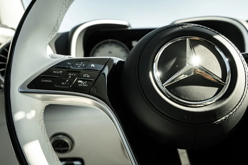 2026 Maybach - Image 11 of 19