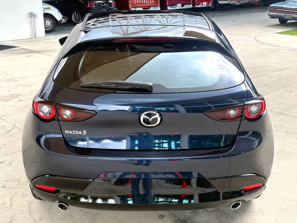 2026 Mazda Mazda 3 4th Gen - Image 8 of 21