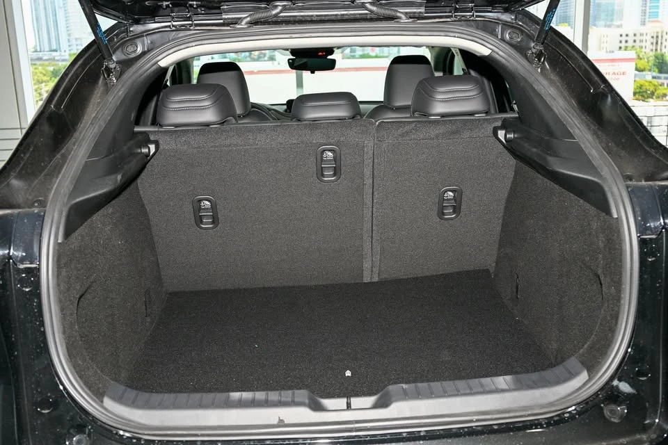 2026 Mazda CX-30 - Image 13 of 20