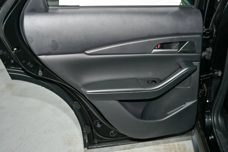 2026 Mazda CX-30 - Image 15 of 20
