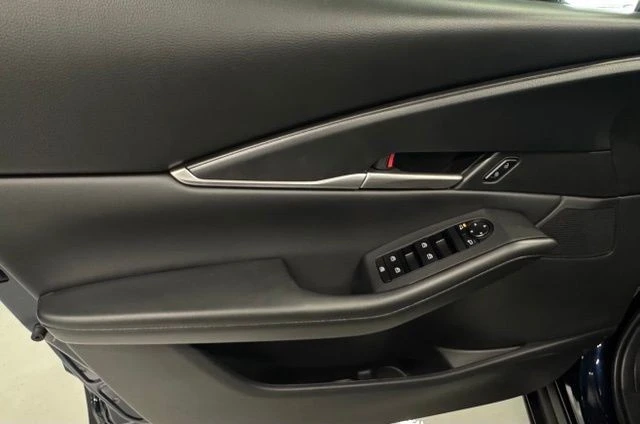 2026 Mazda CX-30 - Image 16 of 20