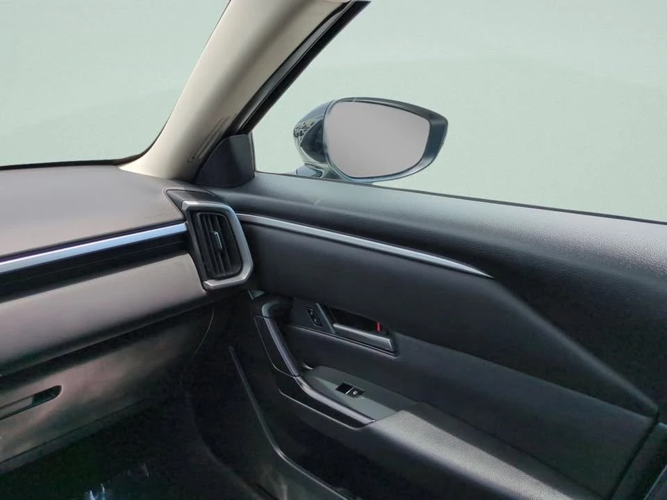 2026 Mazda CX-50 - Image 16 of 20