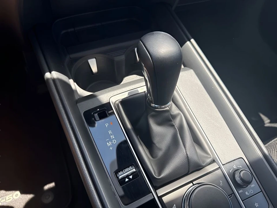2026 Mazda CX-50 - Image 25 of 31