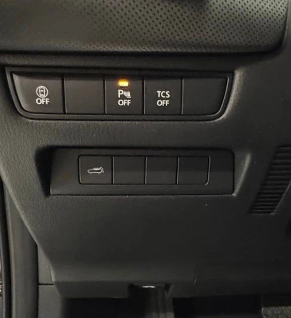 2026 Mazda CX-50 - Image 16 of 22