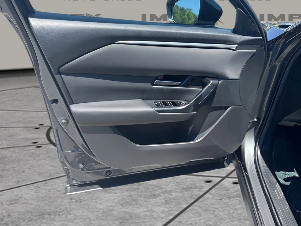 2026 Mazda CX-50 - Image 26 of 31