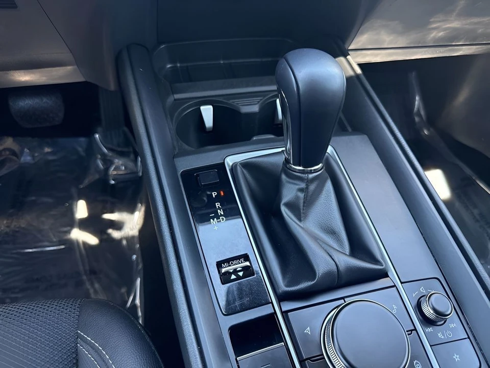 2026 Mazda CX-50 - Image 17 of 31
