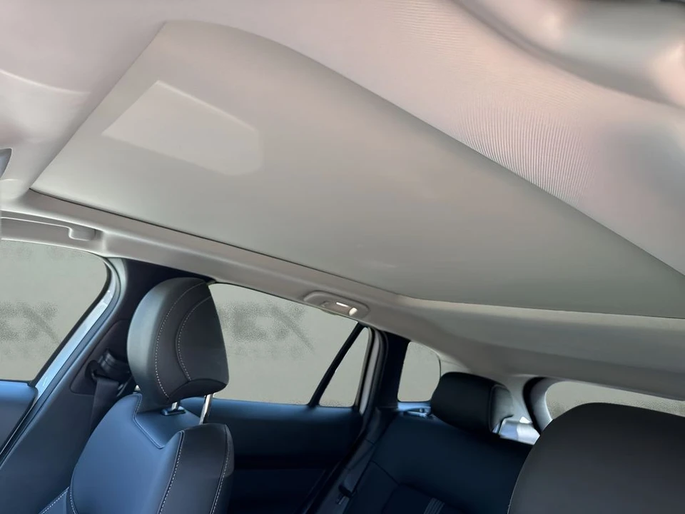 2026 Mazda CX-50 - Image 13 of 31