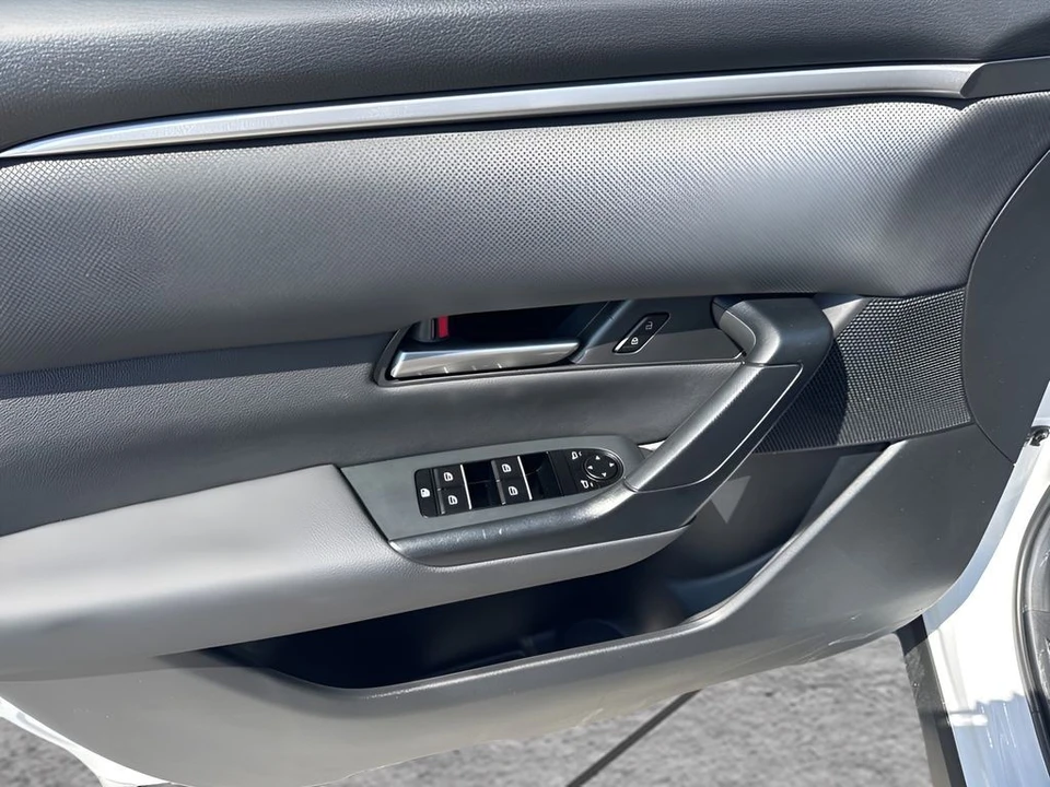 2026 Mazda CX-50 - Image 10 of 31