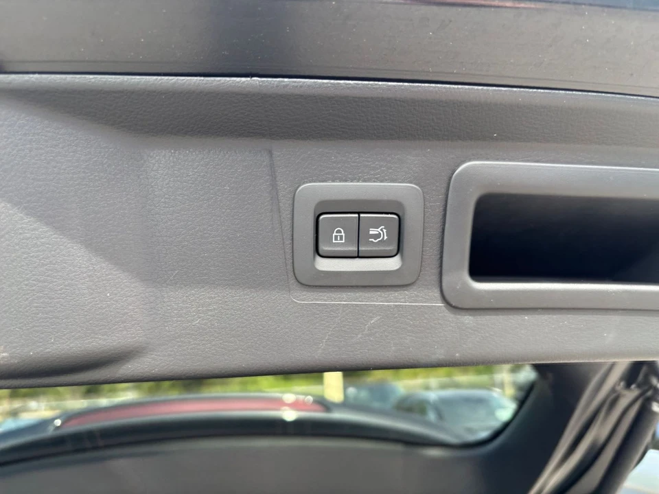 2026 Mazda CX-50 - Image 26 of 31