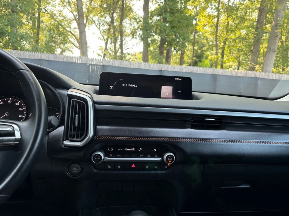 2026 Mazda CX-50 - Image 19 of 31