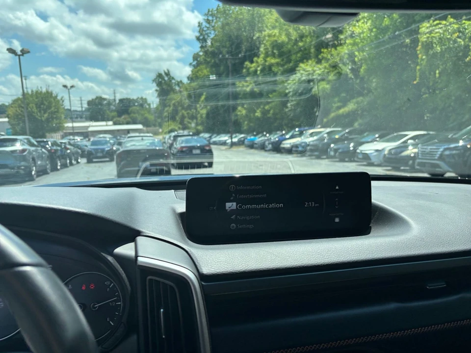 2026 Mazda CX-50 - Image 18 of 31