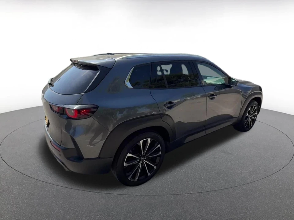 2026 Mazda CX-50 - Image 16 of 31