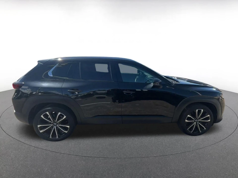 2026 Mazda CX-50 - Image 17 of 31