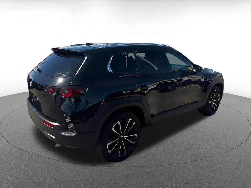 2026 Mazda CX-50 - Image 16 of 31