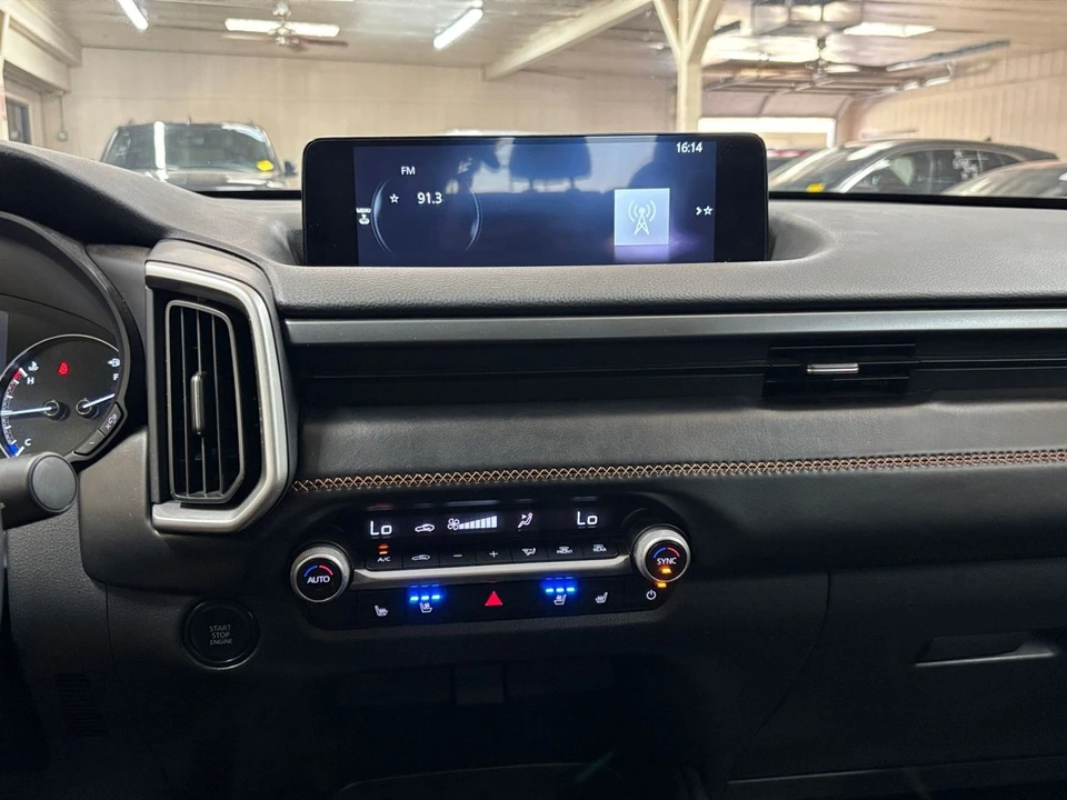 2026 Mazda CX-50 - Image 18 of 31