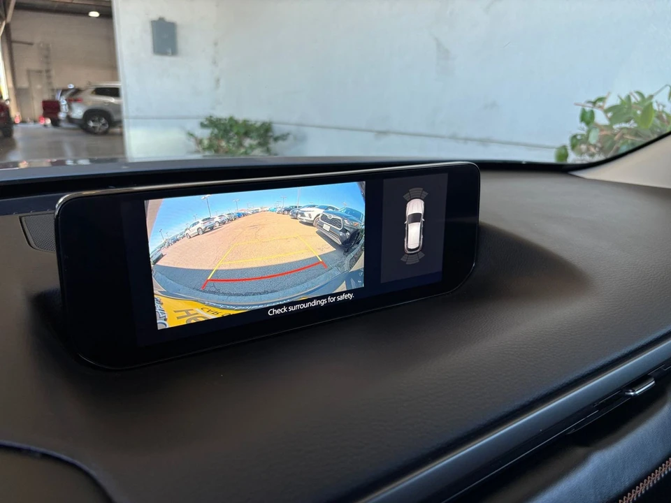 2026 Mazda CX-50 - Image 27 of 31