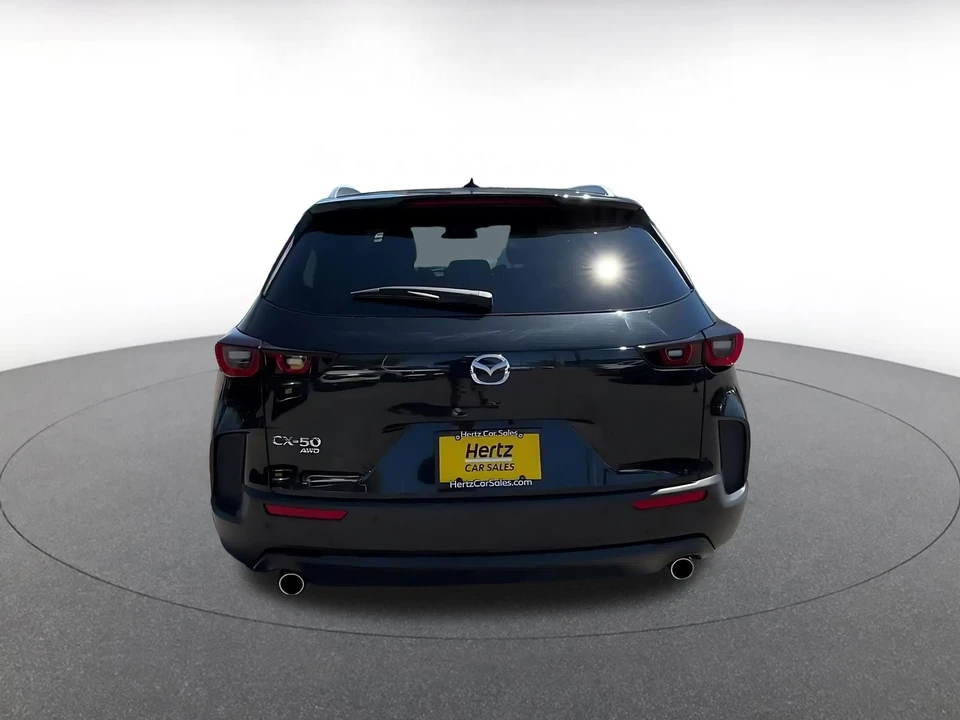 2026 Mazda CX-50 - Image 14 of 31