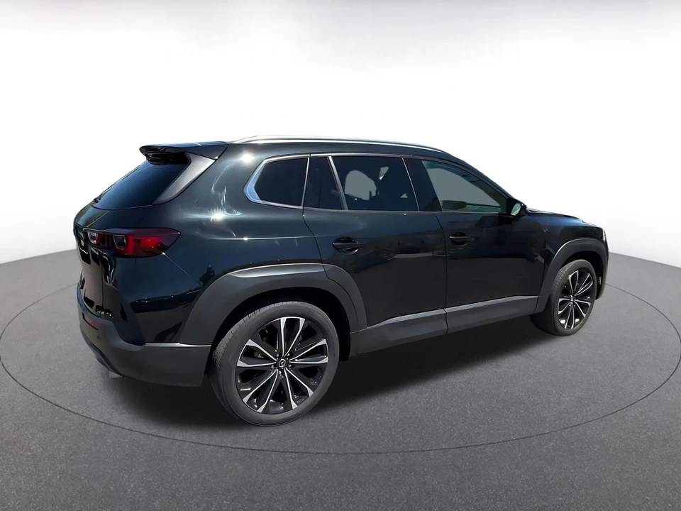 2026 Mazda CX-50 - Image 16 of 31