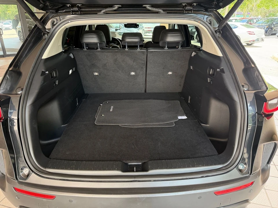 2026 Mazda CX-50 - Image 29 of 31