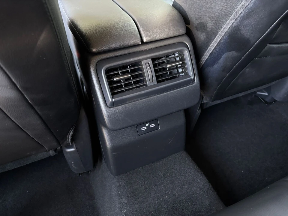 2026 Mazda CX-50 - Image 26 of 31